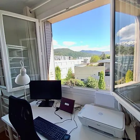 Magnifique T3 - Calme&tout équipé - Avec Vue&parking Privé Gratuit * Grenoble